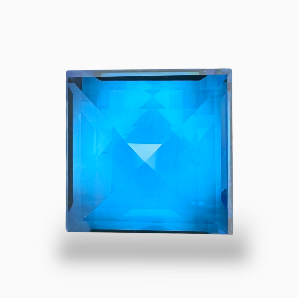 Swiss Blue Topaz 40.12 Carats Square Shape Stone Size 18X18mm