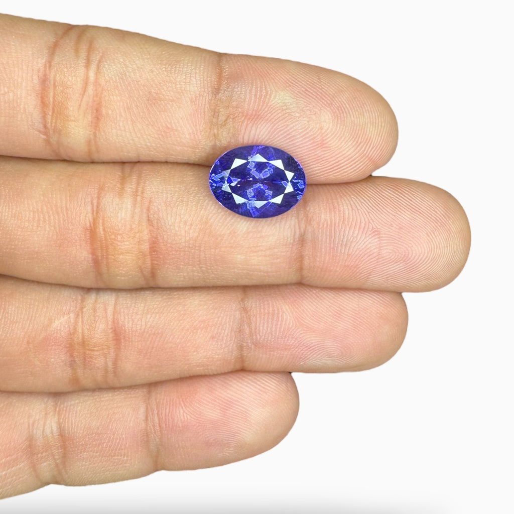 Tanzanite Oval Stone 5.75 Carats 13.3 X 10.1 mm