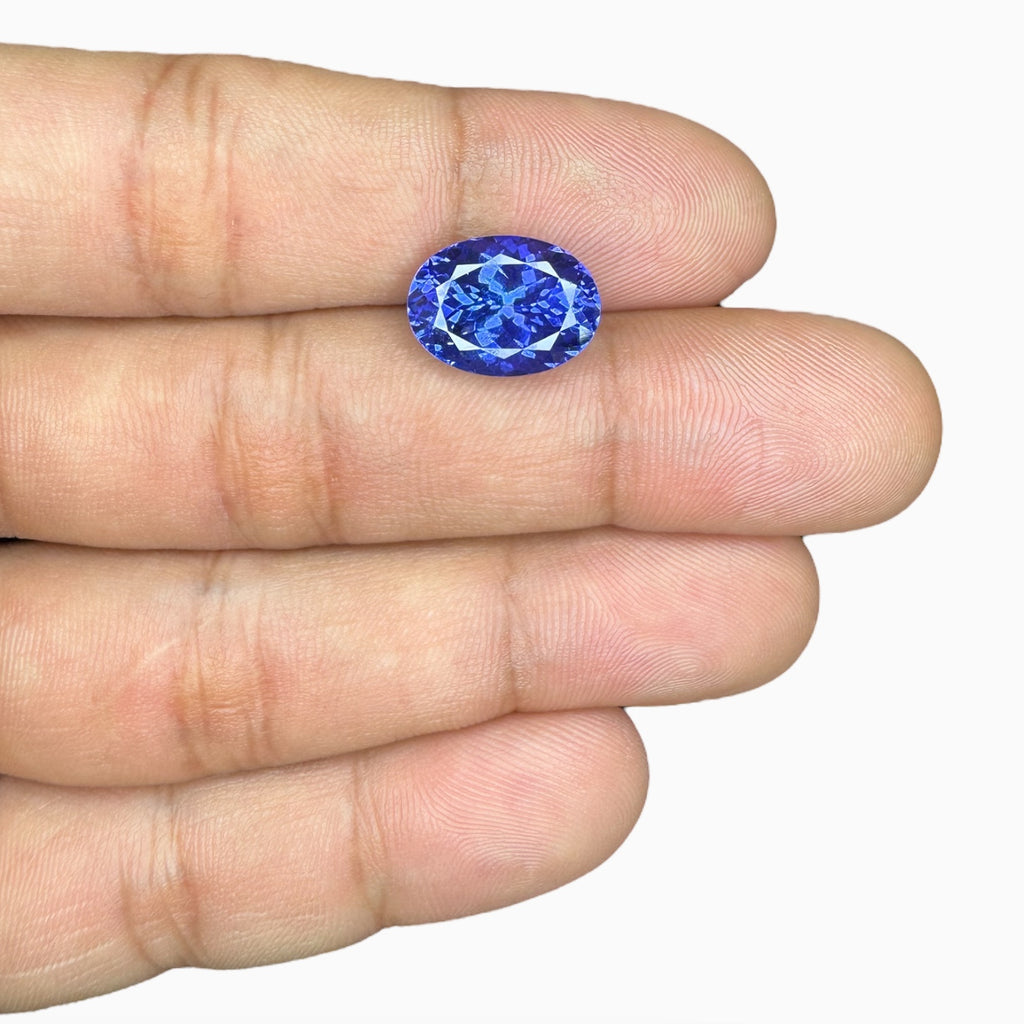 Tanzanite Oval Stone 7.52 Carats 13.9 X 10.2 mm