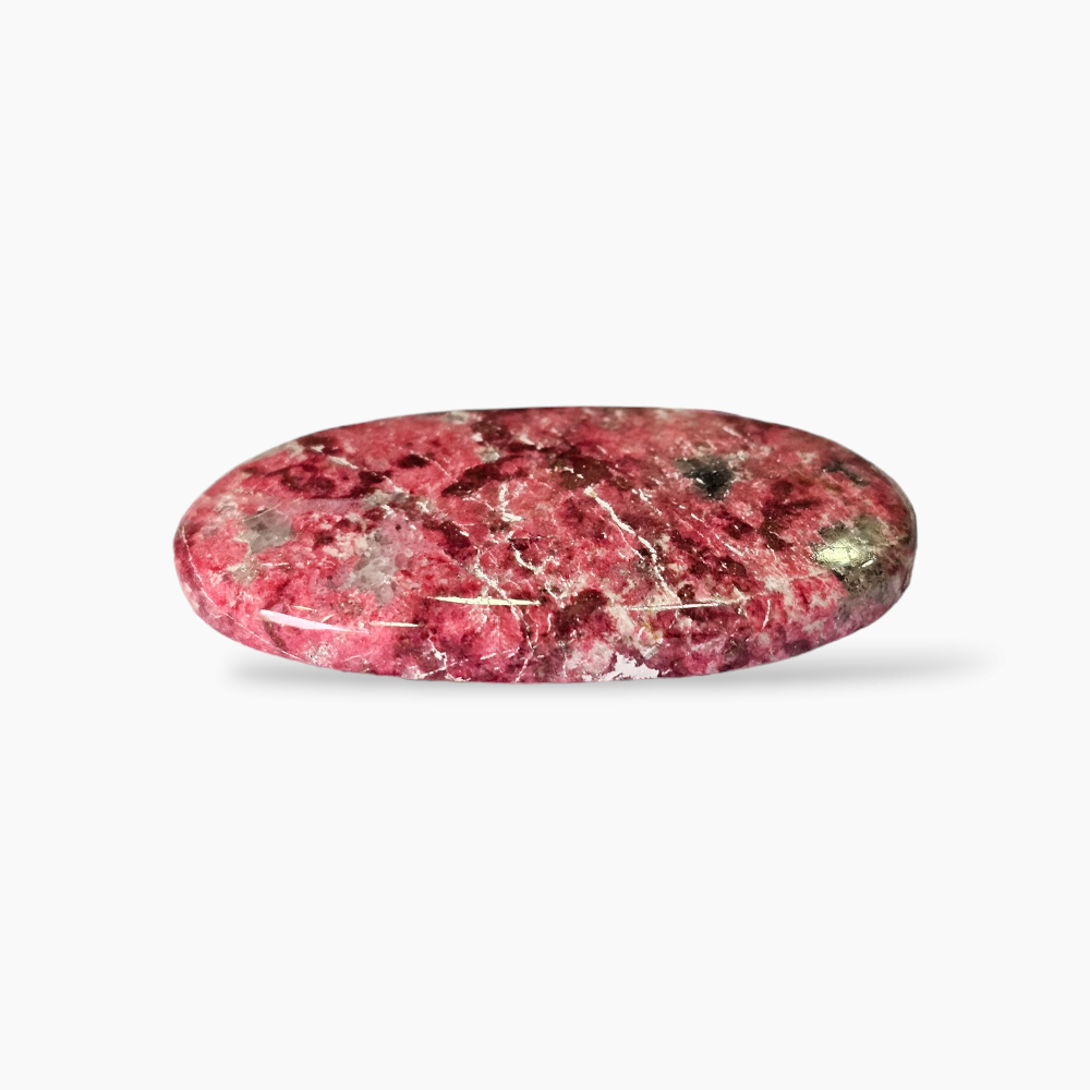 Natural Thulite Gemstone 85.37 Carats in Oval Shape for Sale