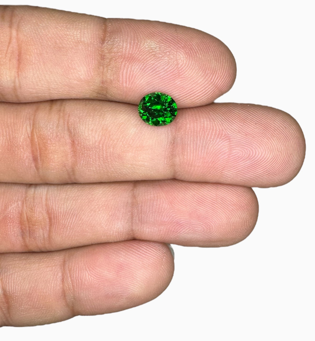 Tsavorite Garnet Stone 1.58 Carats Oval Cut