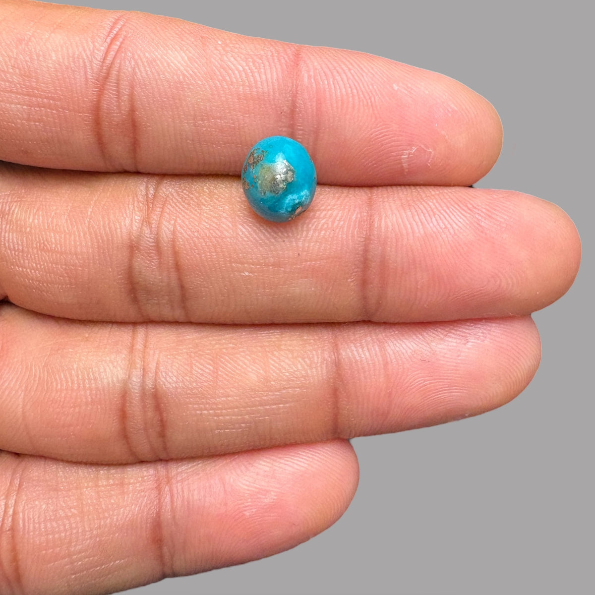 Turquoise Cabochon Stone 3.19 Carats 10 x 8.6 x 5.7 mm in Oval