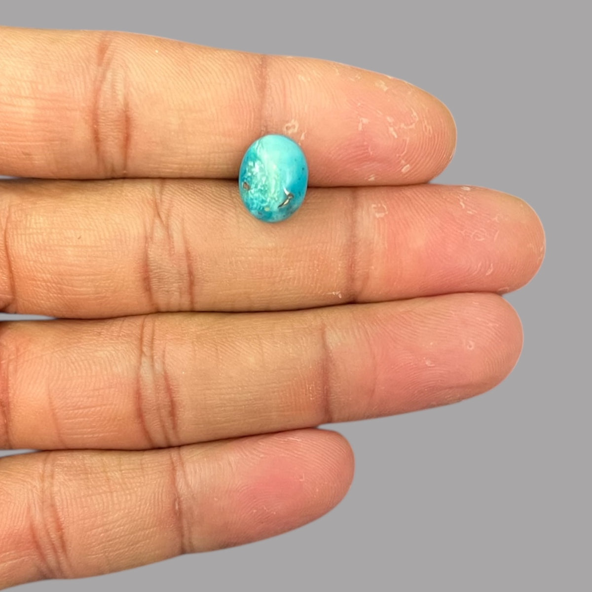 Turquoise Crystal 3.65 Carats 11.6 x 9.1 x 4.9 mm in Oval