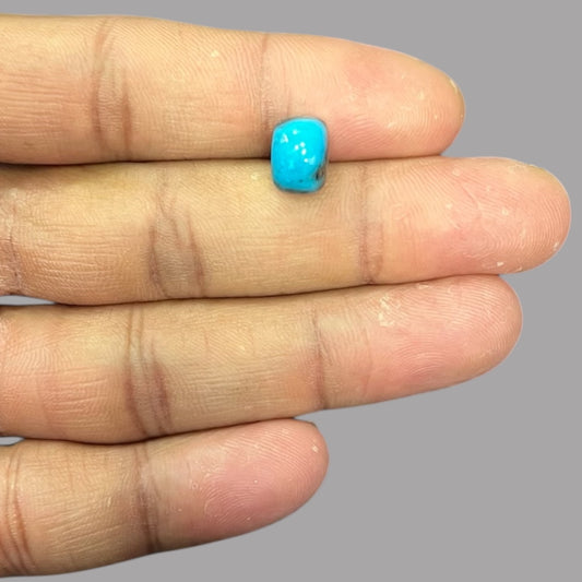 Turquoise Crystal 4.25 Carats 10.1 x 7.3 x 6.3 mm in Cushion