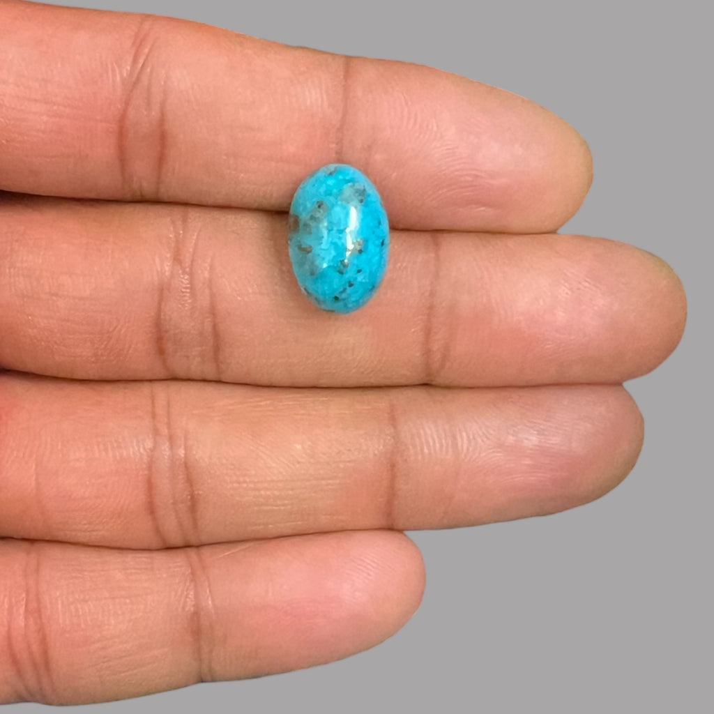 Turquoise For Sale 7.19 Carats 15.1 x 10.1 x 7.1 mm in Oval