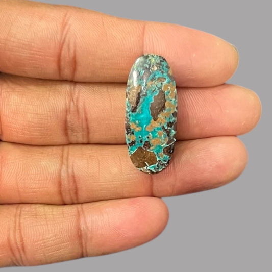Turquoise Gemstone 28.78 Carats 33.3 x 14 x 8.2 mm in Oval