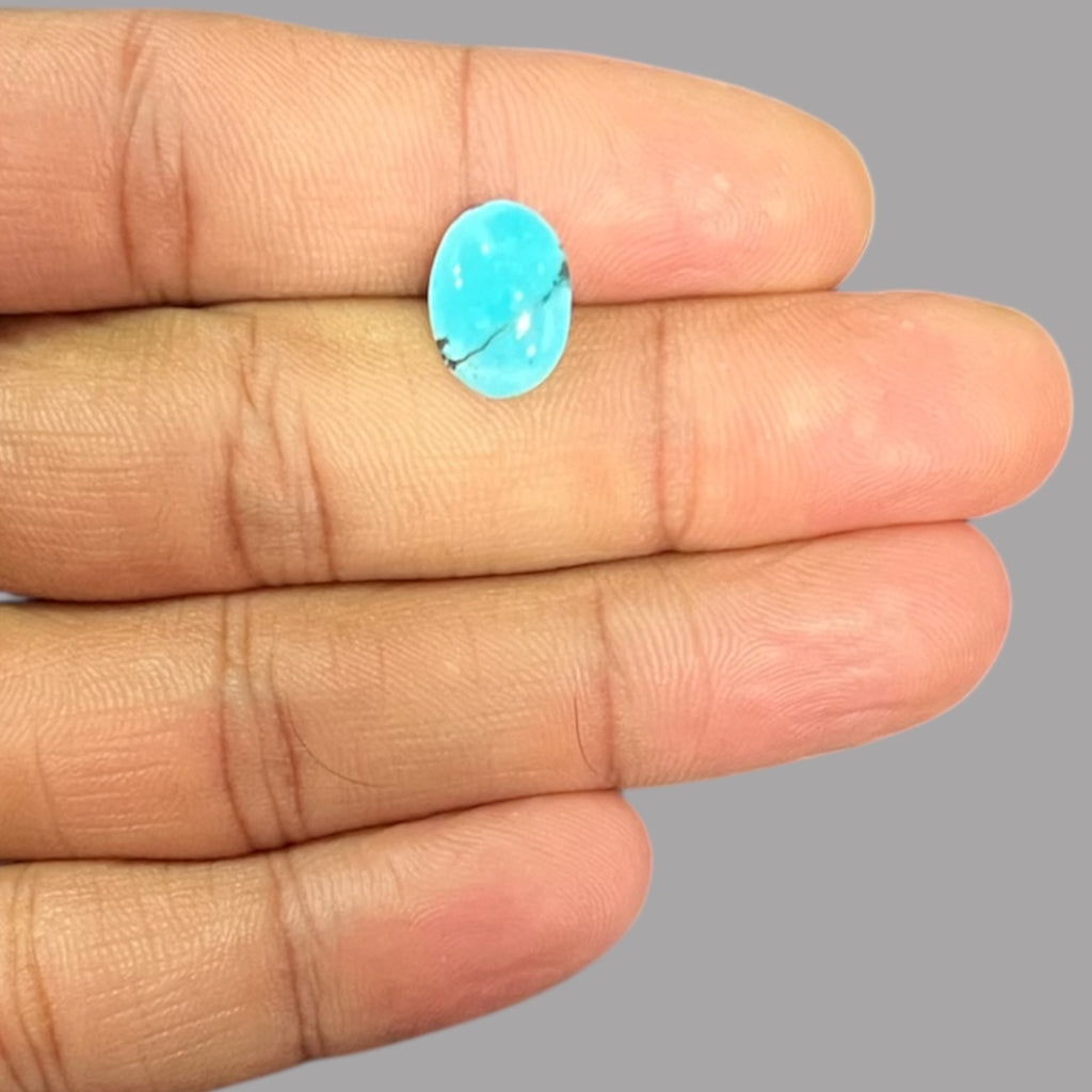 Turquoise Stone 3.65 Carats 12.4 x 9.2 x 4.2 mm in Oval