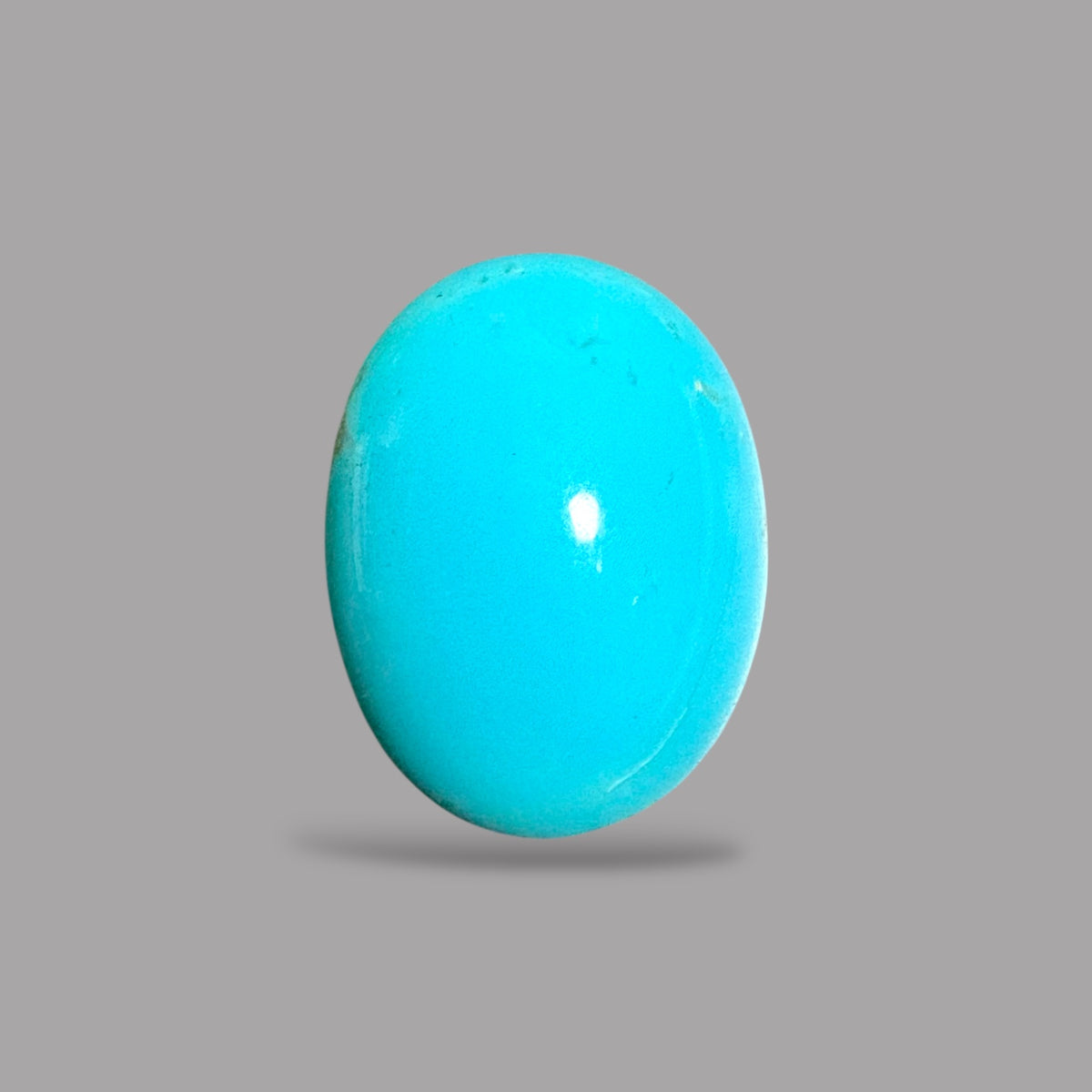 Arizona Turquoise Stone Oval Cabochon 13.10 Carats 16.7 x 13.6 x 8.7 mm