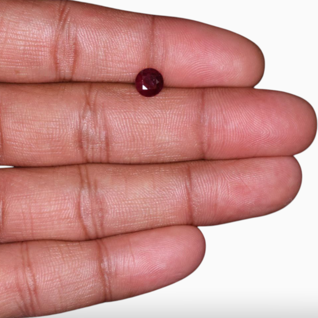 Unheated Rubies In Round Shape 1.54 Carats 6.6mm Size