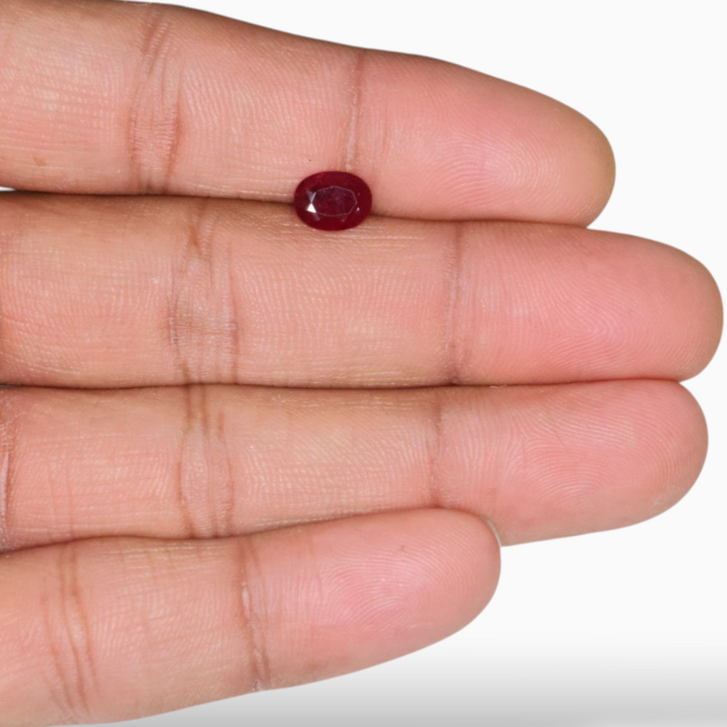 Natural Manik Ruby Stone Oval 1.26 Carats 7.9x6 mm