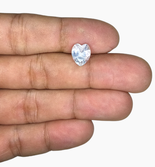 Natural White Topaz Stone 2.46 Carats Heart Shape Size 10X8.5mm