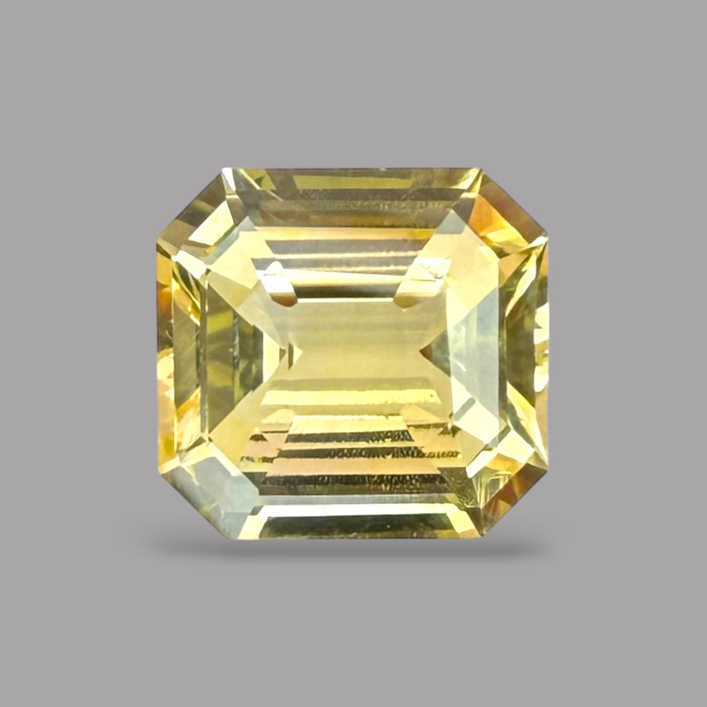 Yellow Sapphire 4.17 Carats Square Emerald Step Cut From Srilanka 100 % Natural