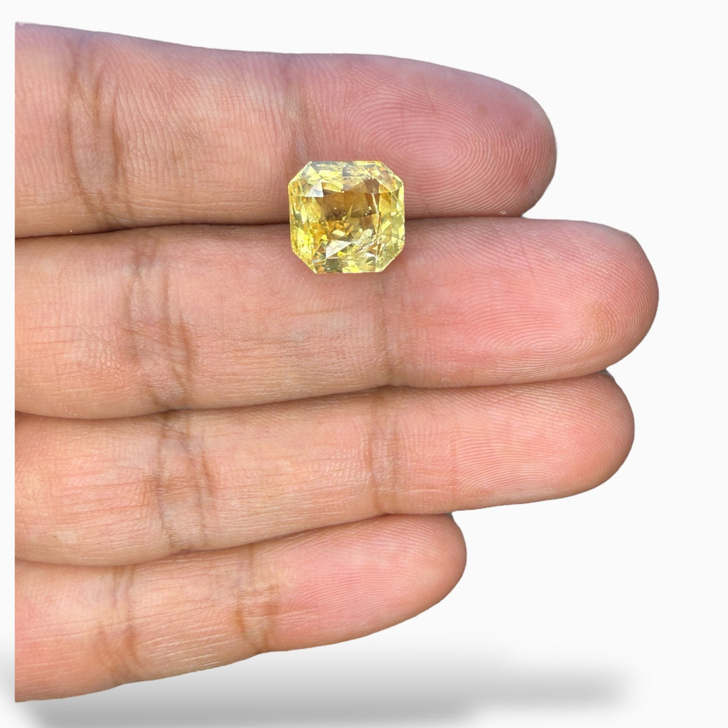 Yellow Sapphire Radiant Cut 7.81 Carats 10.47x10.02x7.15mm No Heat From Ceylon Srilanka