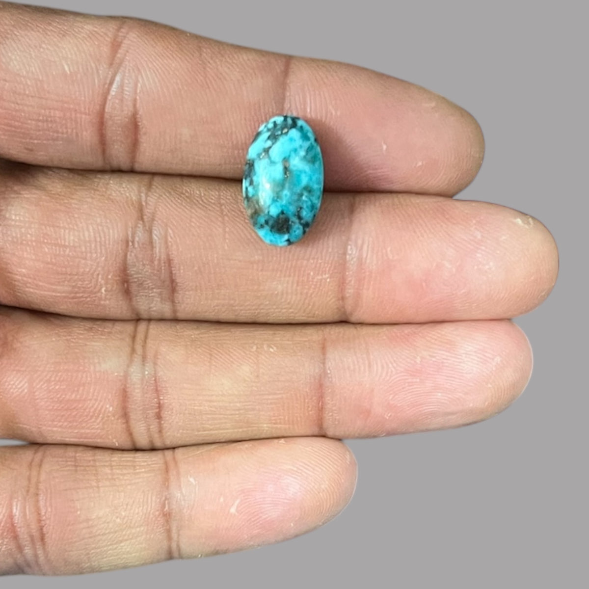 buy turquoise gemstone 6.81 Carats 16.2 x 9.9 x 6 mm in Oval 