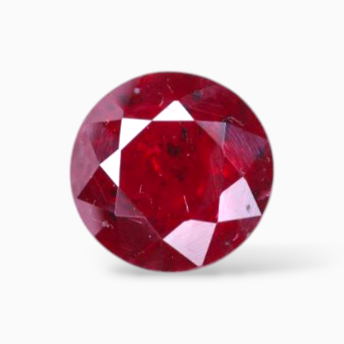 0.31 Carats Rubies for Sale in Round Shape 4.3 mm