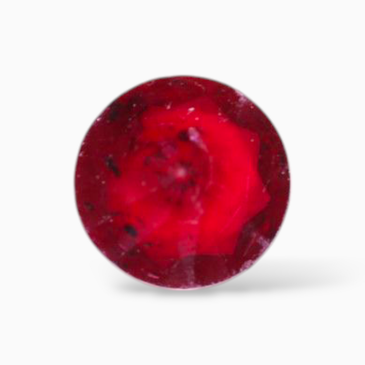 0.31 Carats Rubies for Sale in Round Shape 4.3 mm
