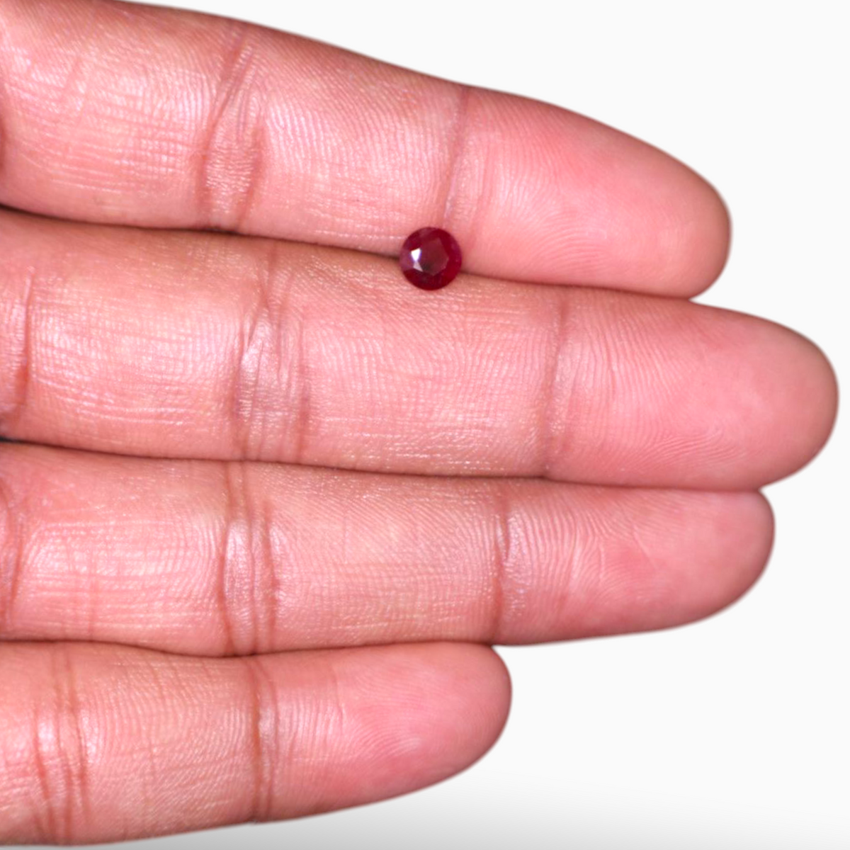 Natural Ruby Stone 1.02 Carats Round Shape 5.6mm