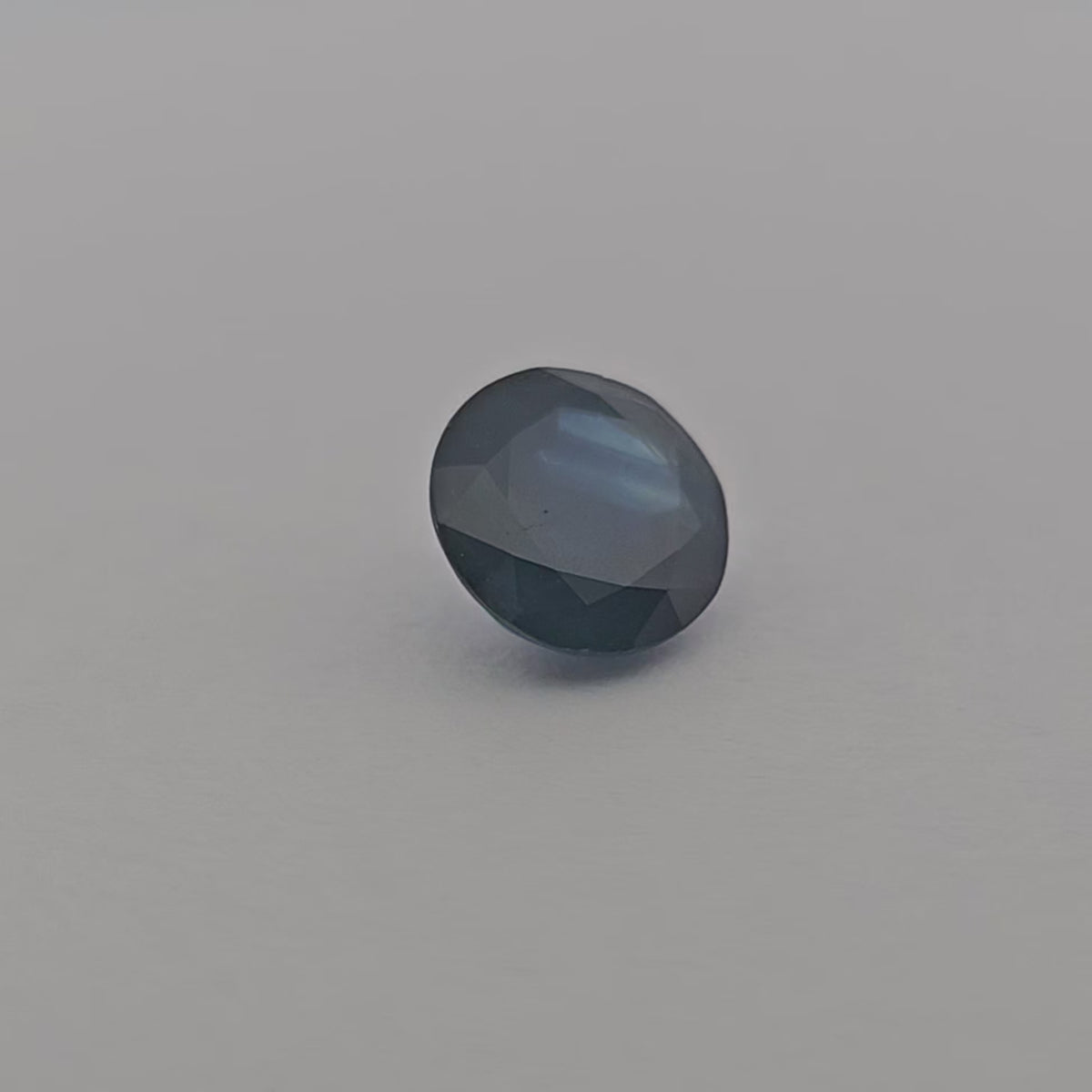 loose Natural Blue Sapphire Stone 2.51 Carats Round Shape 8.2 mm