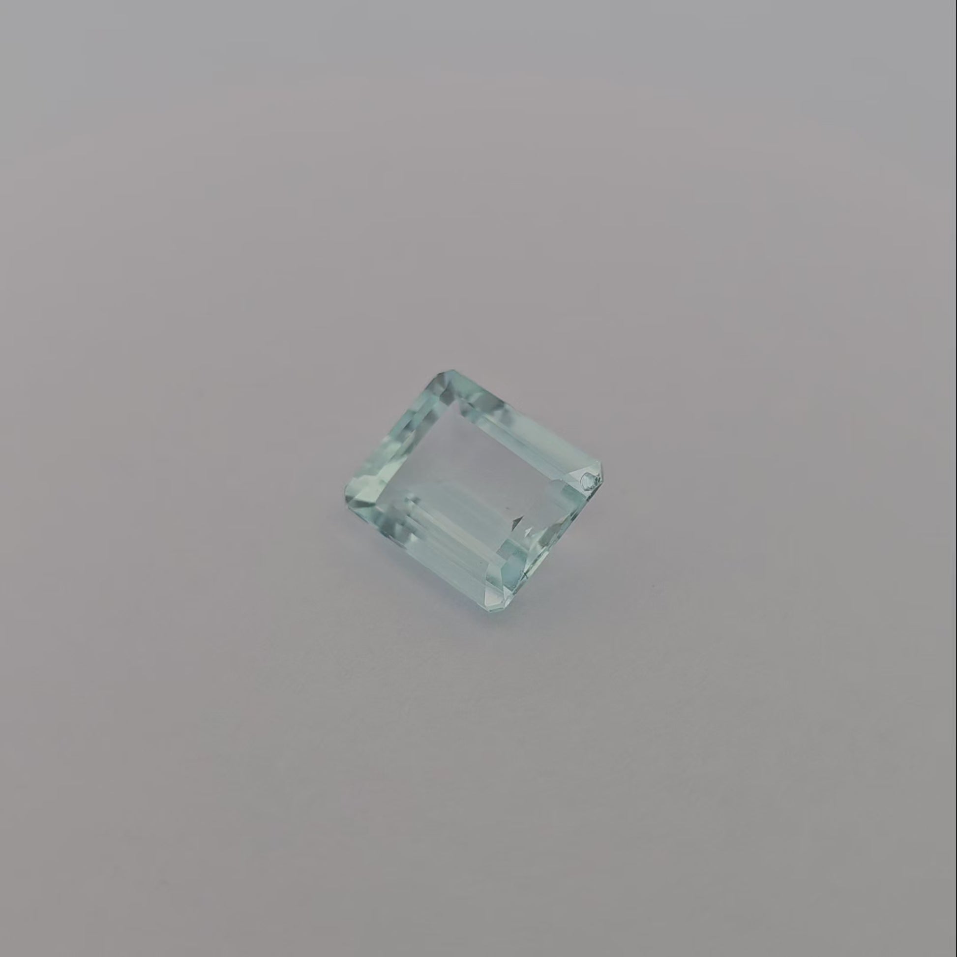 Natural Aquamarine Stone 4.12 Carats Emerald Cut