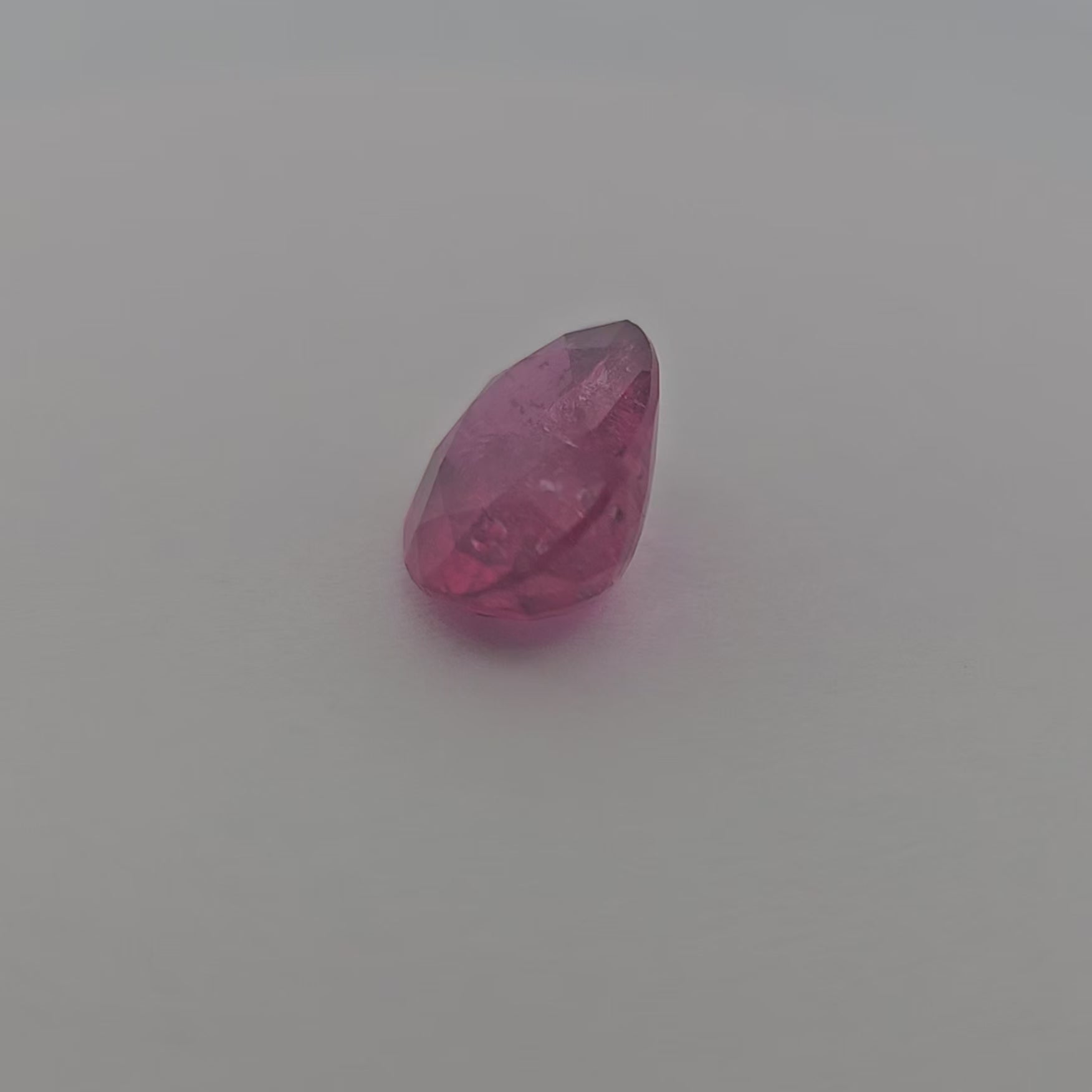 Natural Rubellite Tourmaline Stone 6.97 Carats Oval Cut (14 x 11 mm) 