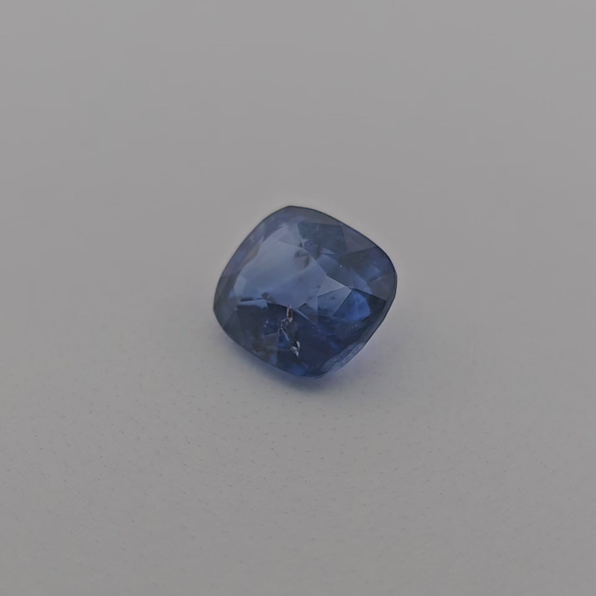 Natural Blue Sapphire Stone 4.48 Carats Cushion Shape 9.41 x 8.52 x 5.36 mm