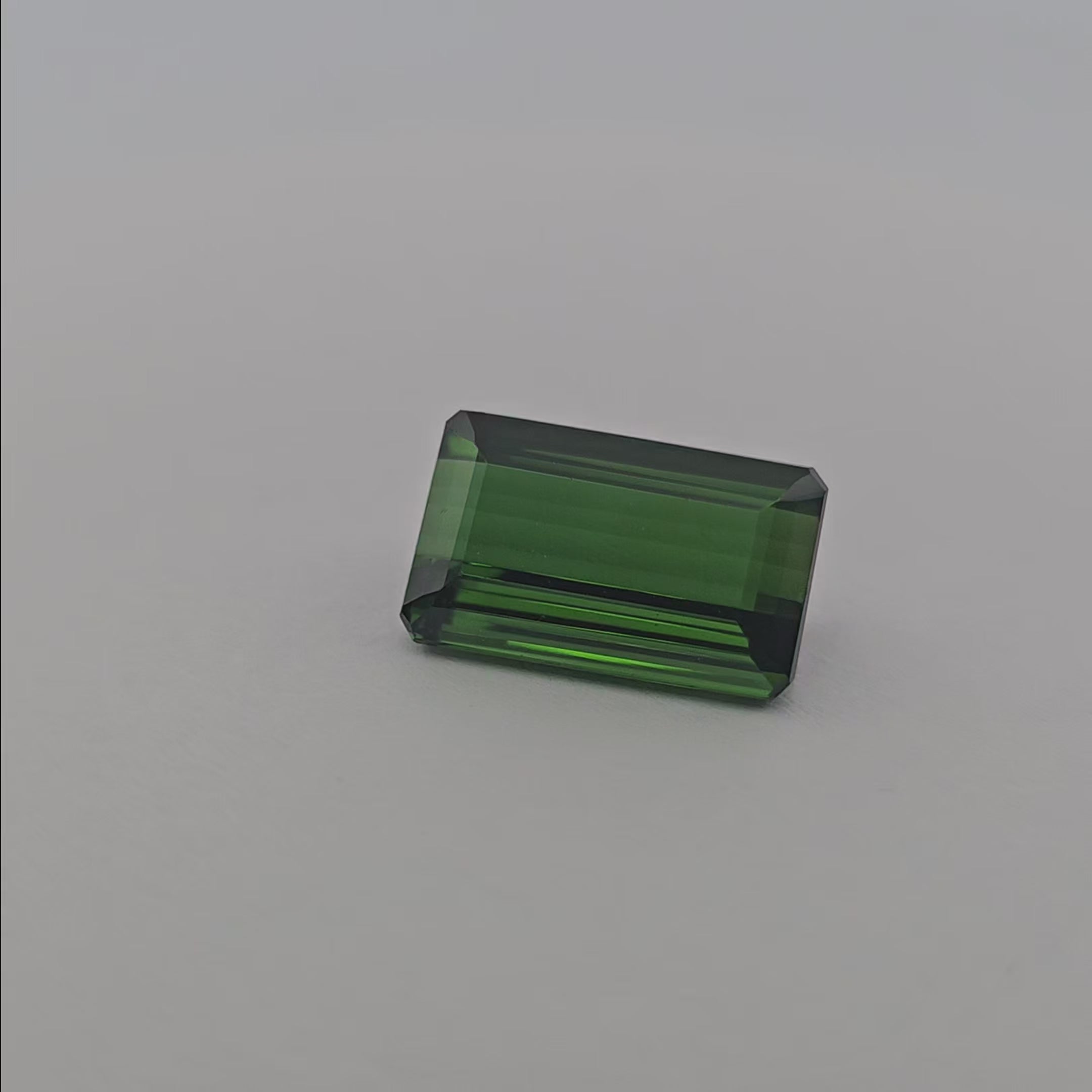 loose Natural Green Tourmaline Stone 7.36 Carats Emerald Cut (14.3 x 8.7 mm)