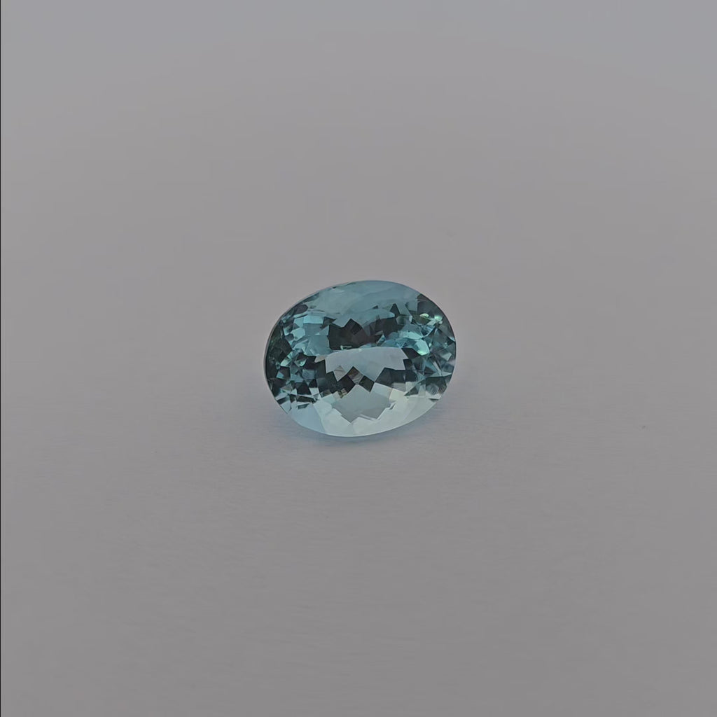 Natural Aquamarine Stone 10.50 Carats Oval Shape 13.5 x 10 mm