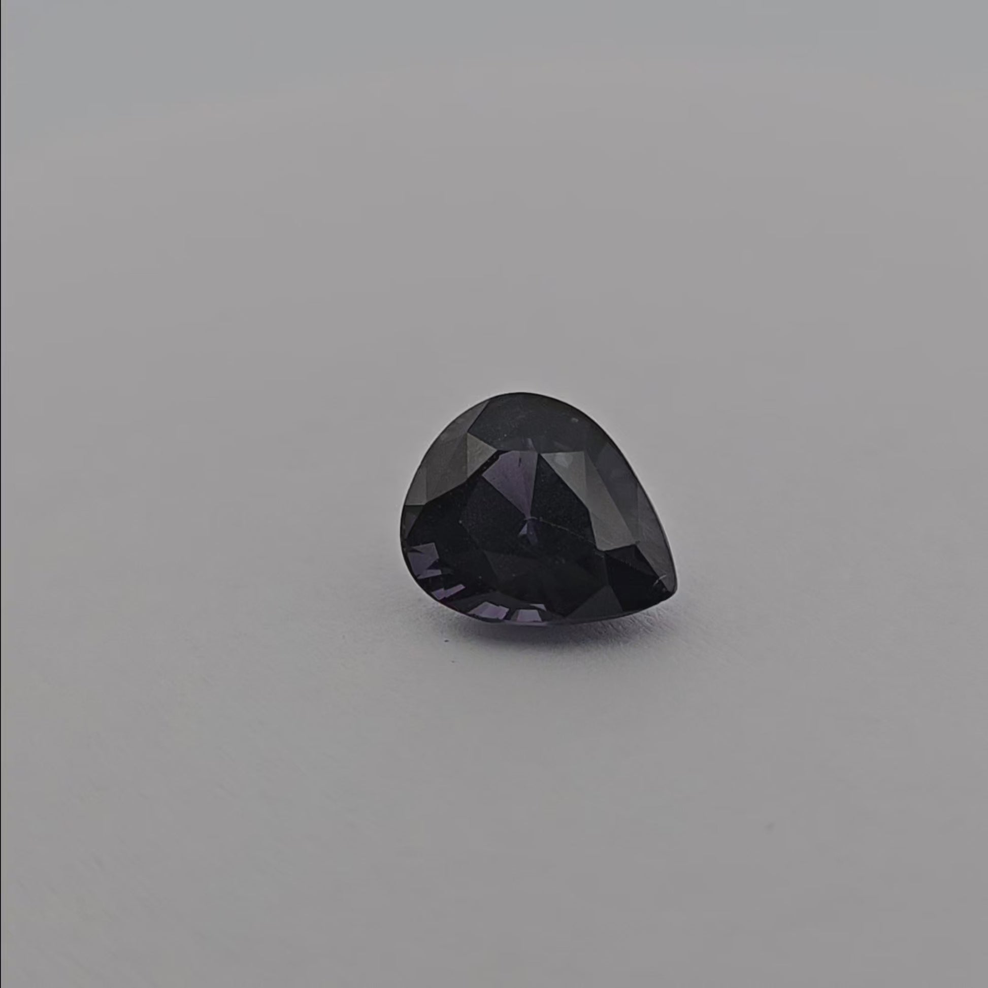 loose Natural Purple Spinel Stone 3.34 Carats Asscher Cut (10 x 8.3 mm) 