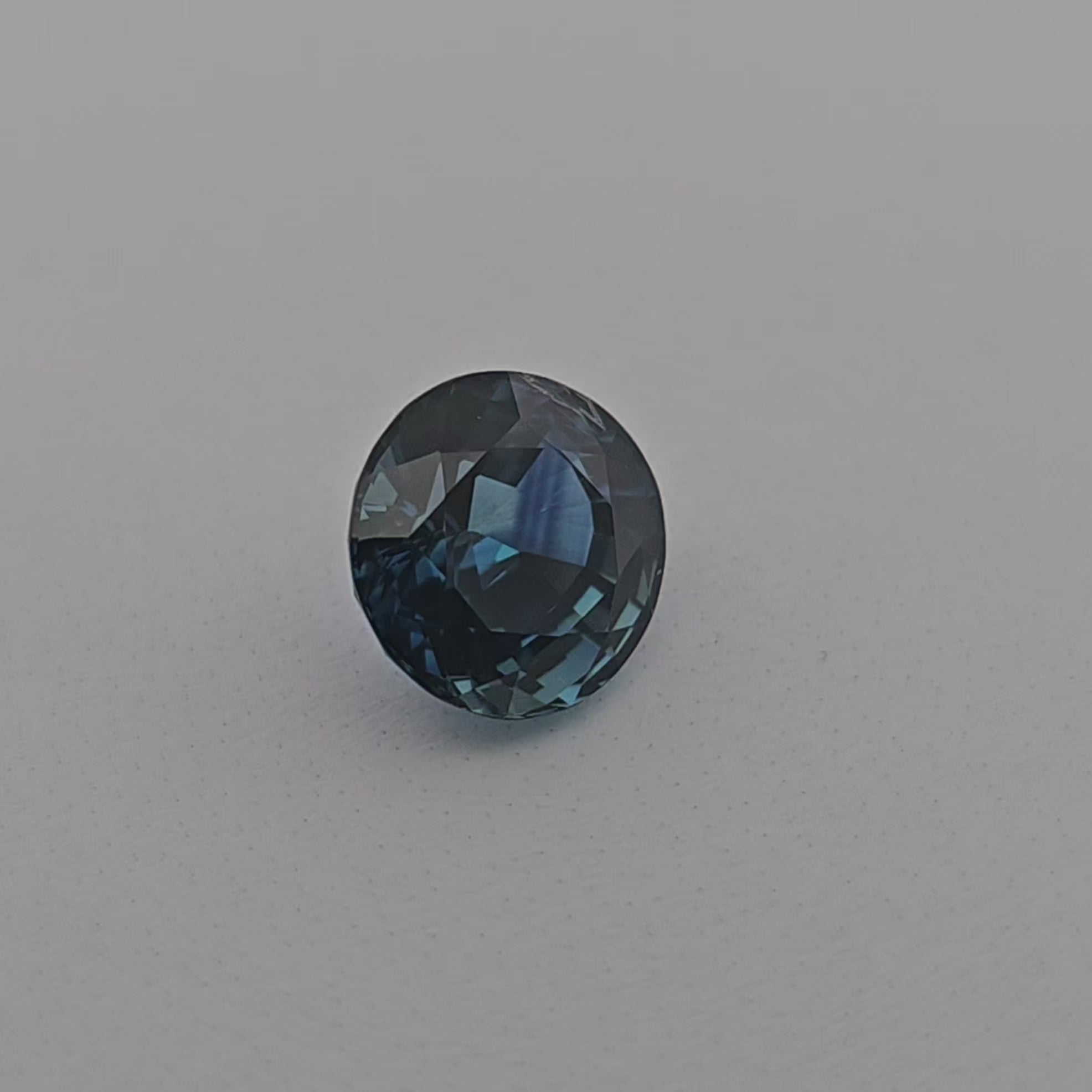 Natural Teal Sapphire Stone 5.06 Carats Round Shape