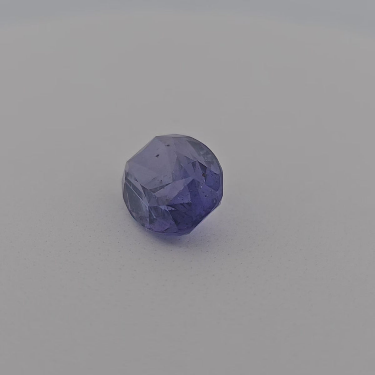Natural Blue Sapphire Stone 5.60 Carats Oval Cut