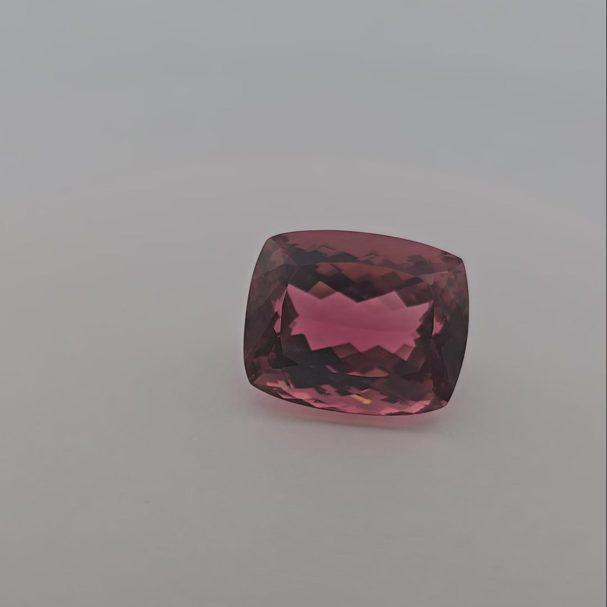 loose Natural Pink Tourmaline Stone 29.09 Carats Cushion Cut (19.3 x 15.7 mm
