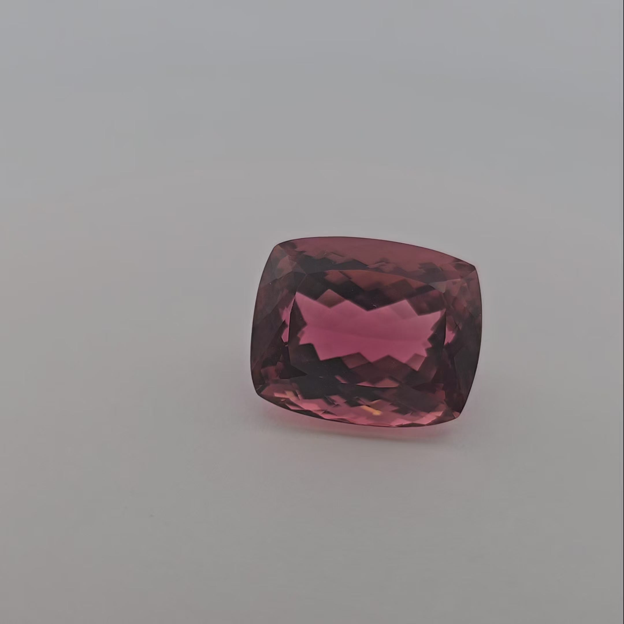 loose Natural Pink Tourmaline Stone 29.09 Carats Cushion Cut (19.3 x 15.7 mm