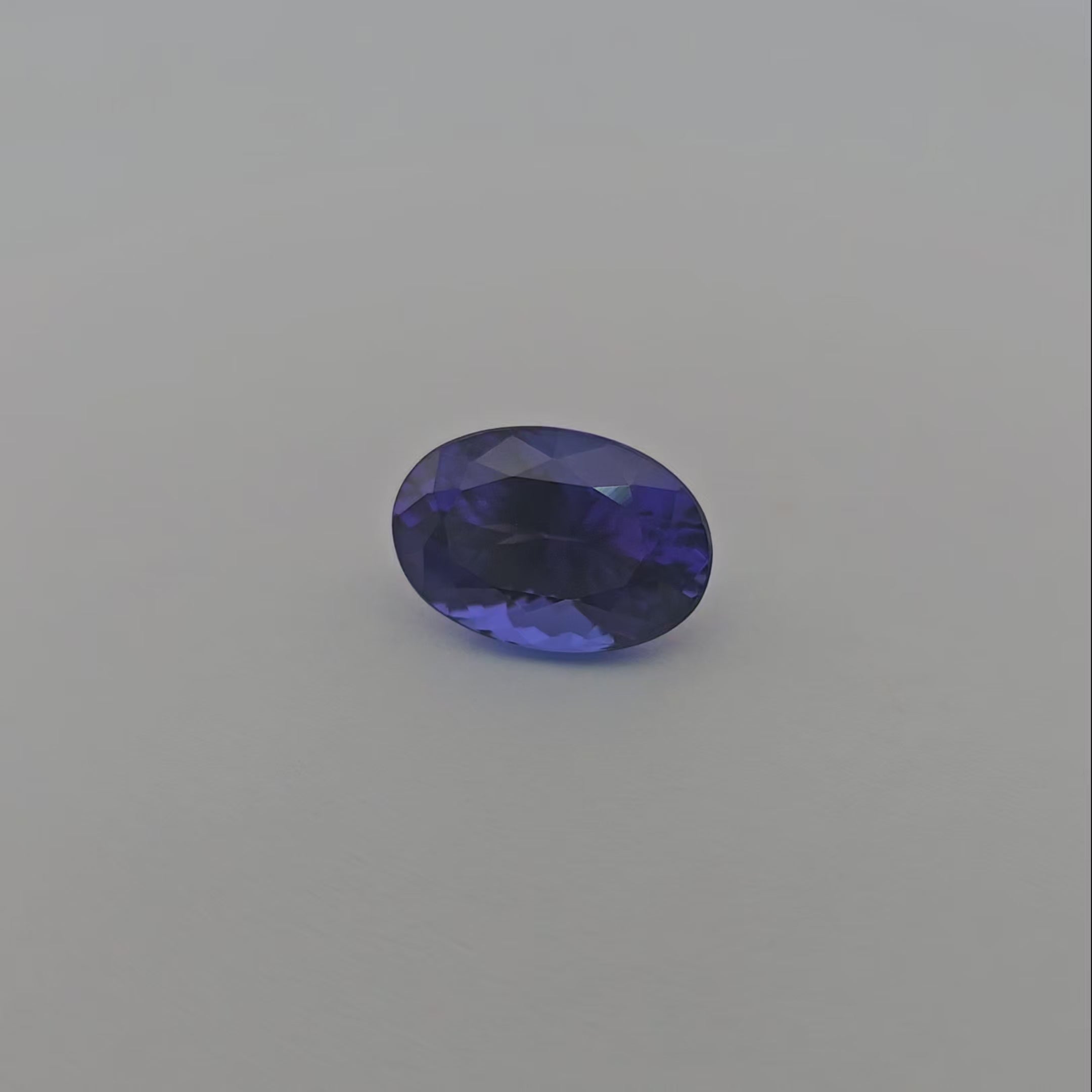 Natural Blue Tanzanite Stone 7.18 Carats Oval Cut (14.3 x 9.8 mm) 