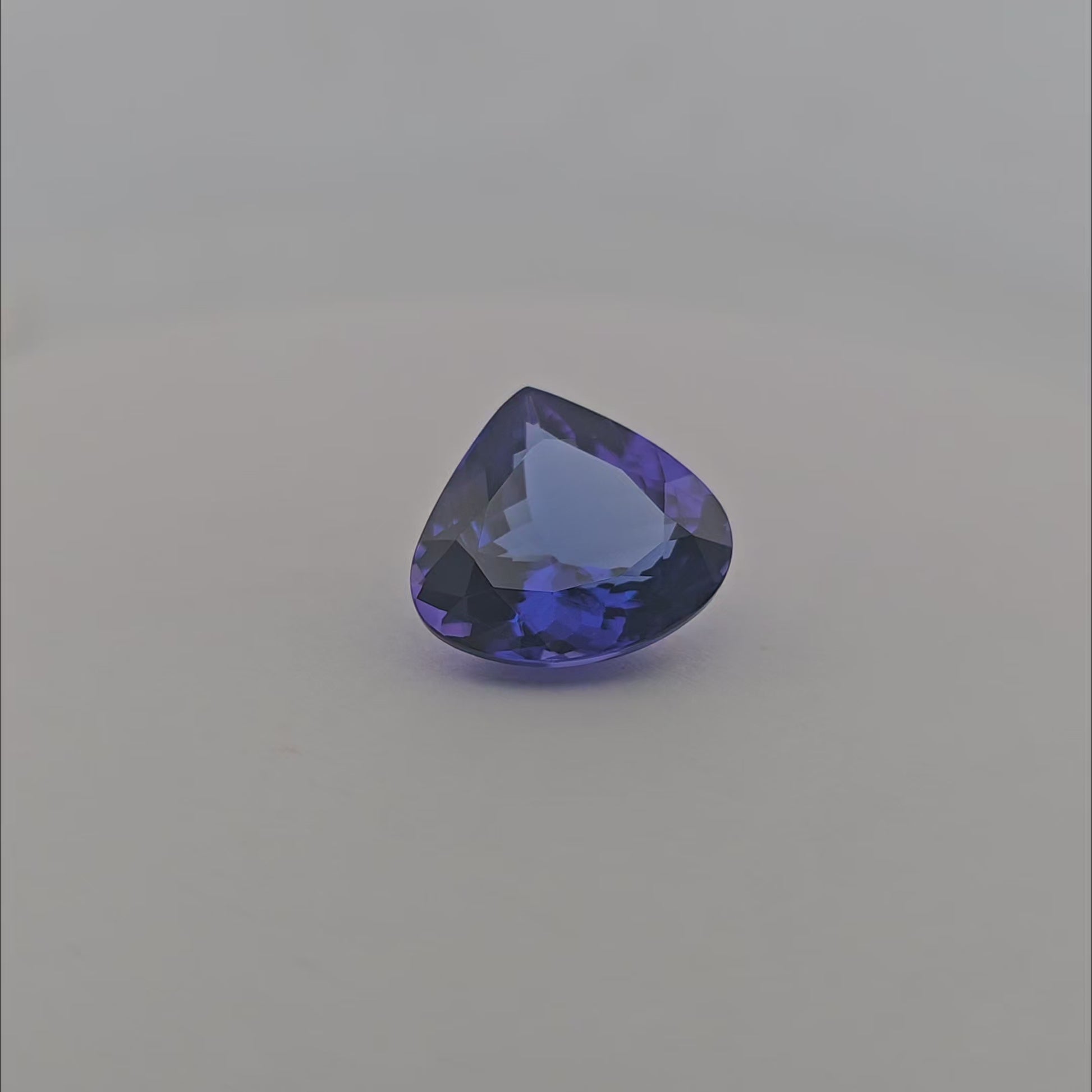 loose Natural Blue Tanzanite Stone 8.7 Carats Heart Cut (13.5 x 14.2 mm)