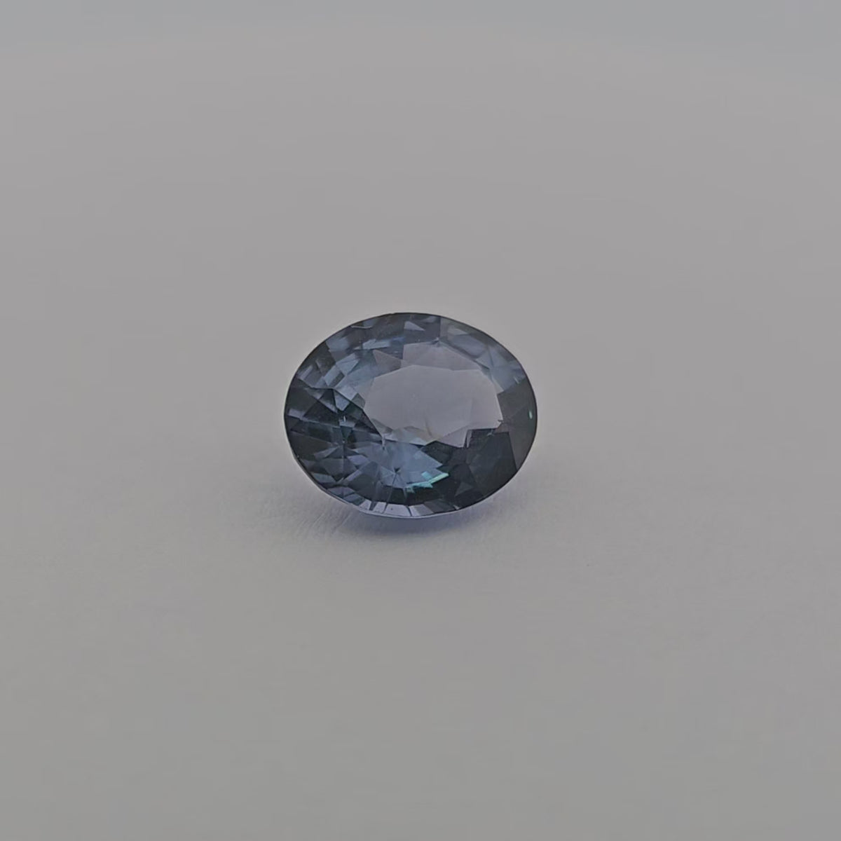 loose Natural Blue Spinel Stone 3.34 Carats Oval Shape (10.12 x 8.34 x 5.41 mm)]