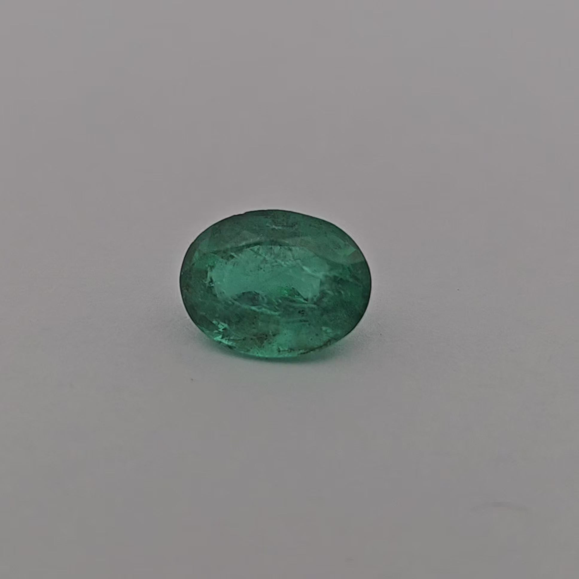 shop Natural Zambian Emerald Stone 1.95 Carats Oval Cut 9.2 x 7.3 mm