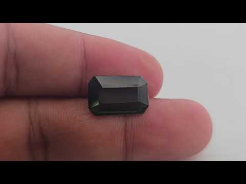 Natural Green Tourmaline from Africa Origin in 5.03 Carats