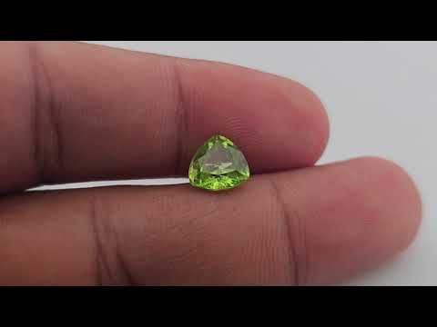 Natural Peridot Stone 1.8 Carats Trilliant Cut Shape ( 7.8 mm )