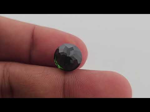 Natural Green Tourmaline Gemstone in Round Shape 4.60 Carats