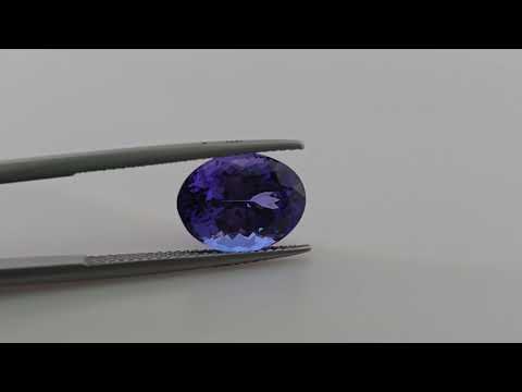 Tanzanian Natural Tanzanite Stone in Oval 5.64 Carats for Sale