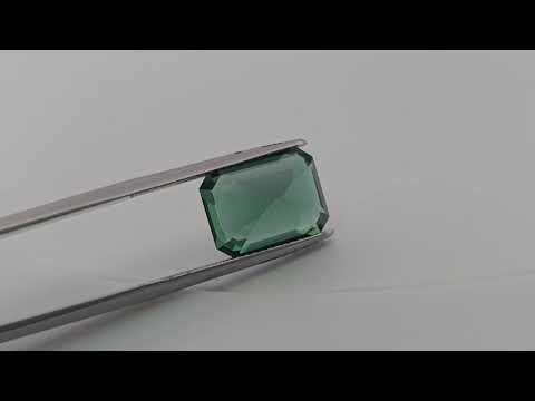 Natural  Green Apatite Stone 7.7 Carats Emeraldcut Shape  ( 13x9 mm )