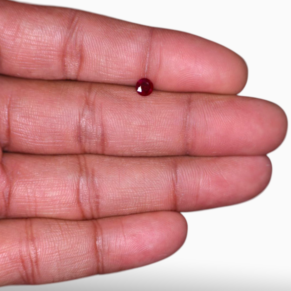 Manik Stone Ruby 0.45 Carats Round Shape 4.7mm