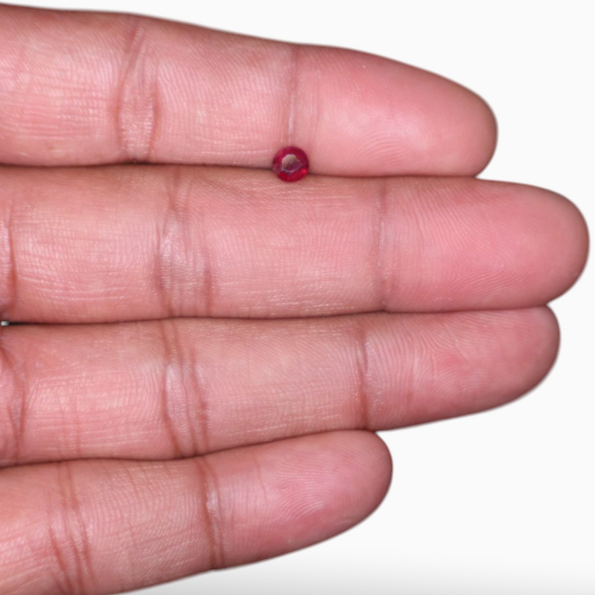 Manik Ruby Stone 0.64 Carats Round Shape 4.6mm